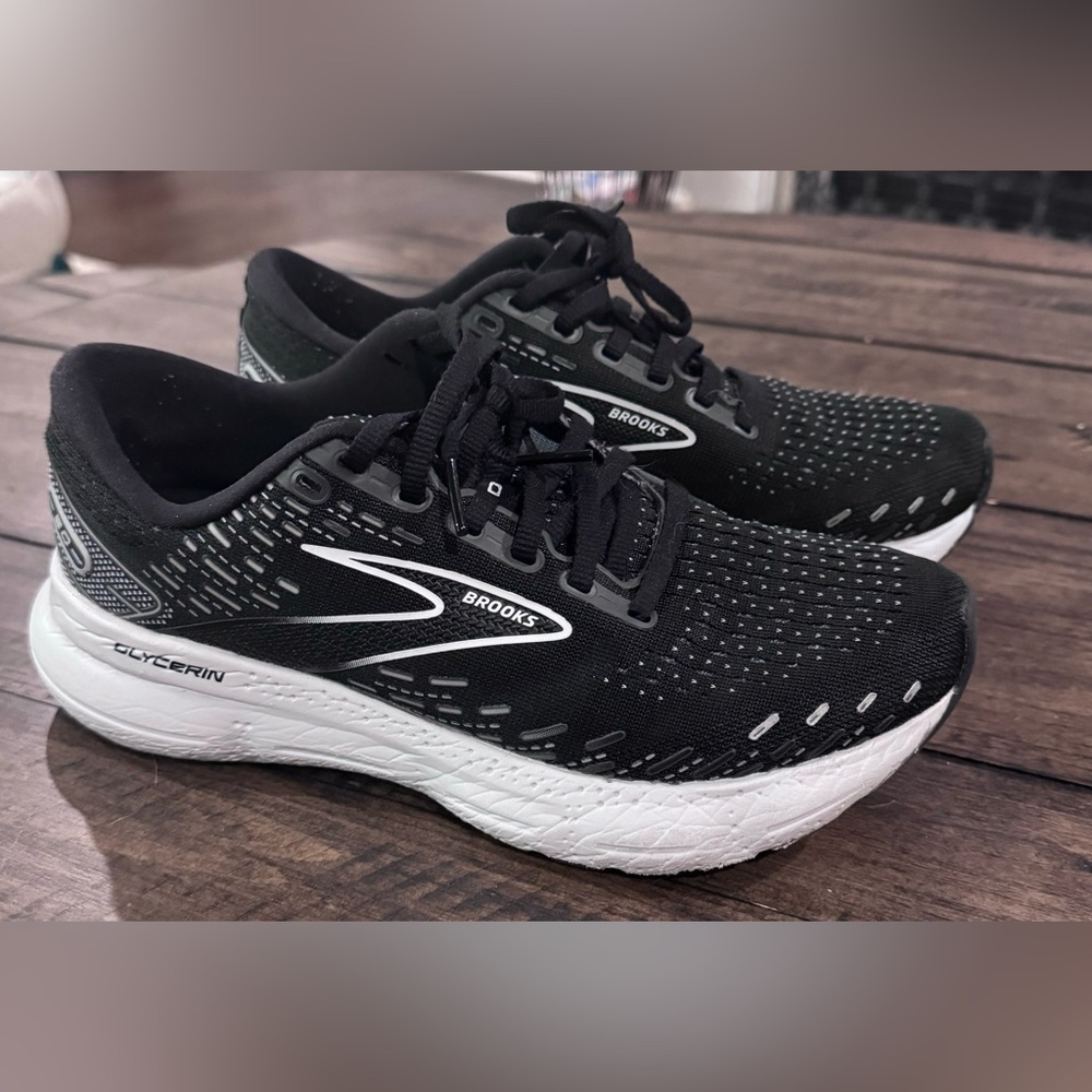 Brooks Women’s Glycerin 20 - Size 7 - Black/White/Alloy